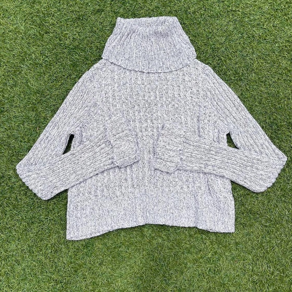 Free People grey knit turtle neck sweater